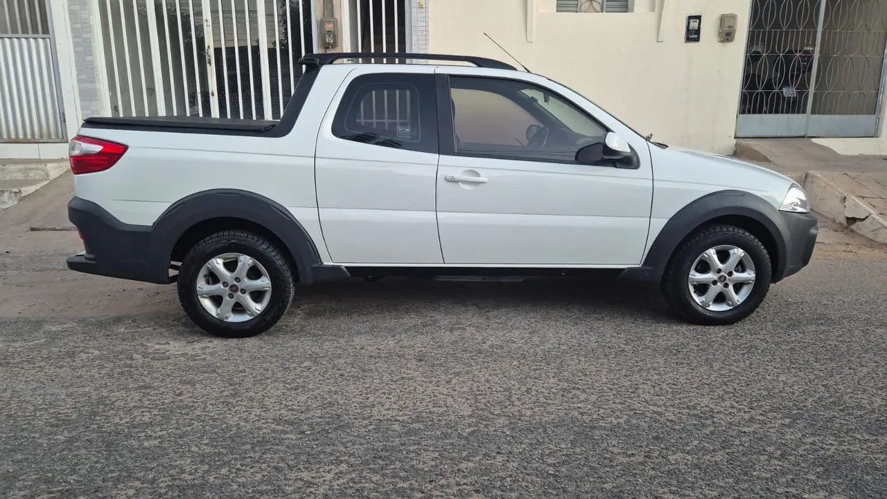 Fiat Strada Working Hard 1.4 Fire Flex 8V CD 2018 - Foto 2
