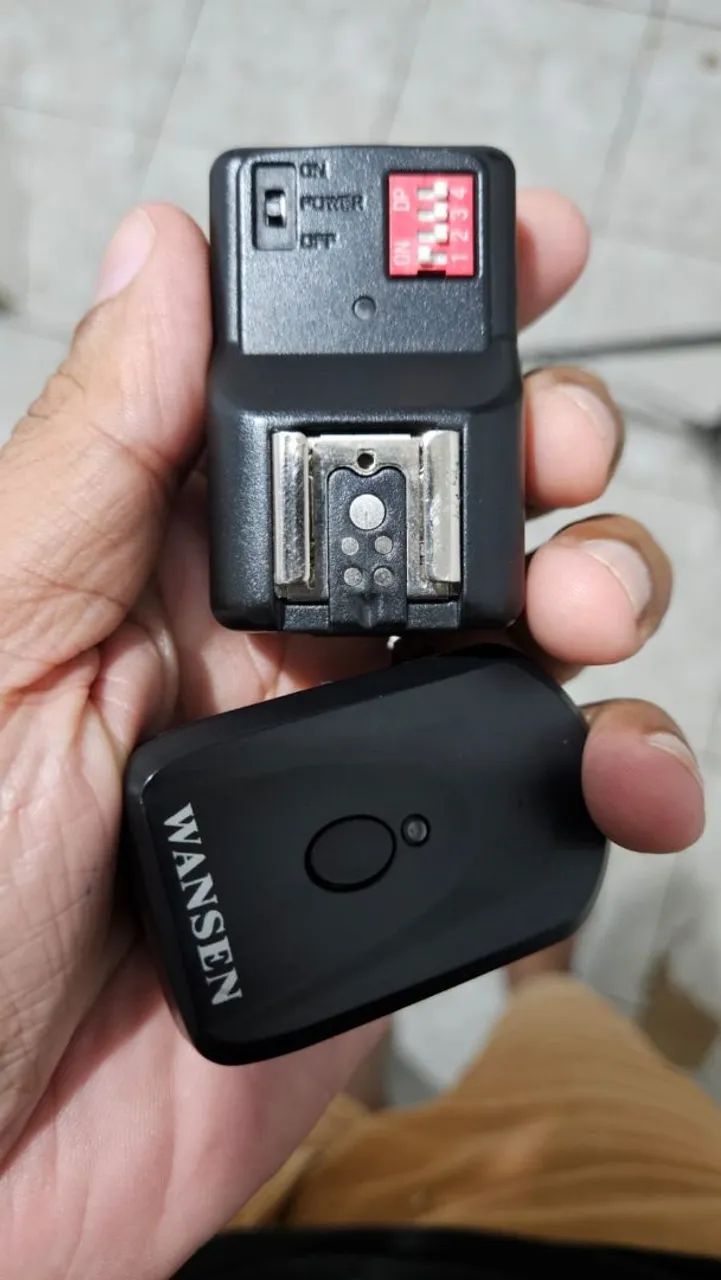 Transmissor e receptor para Câmera e flash 