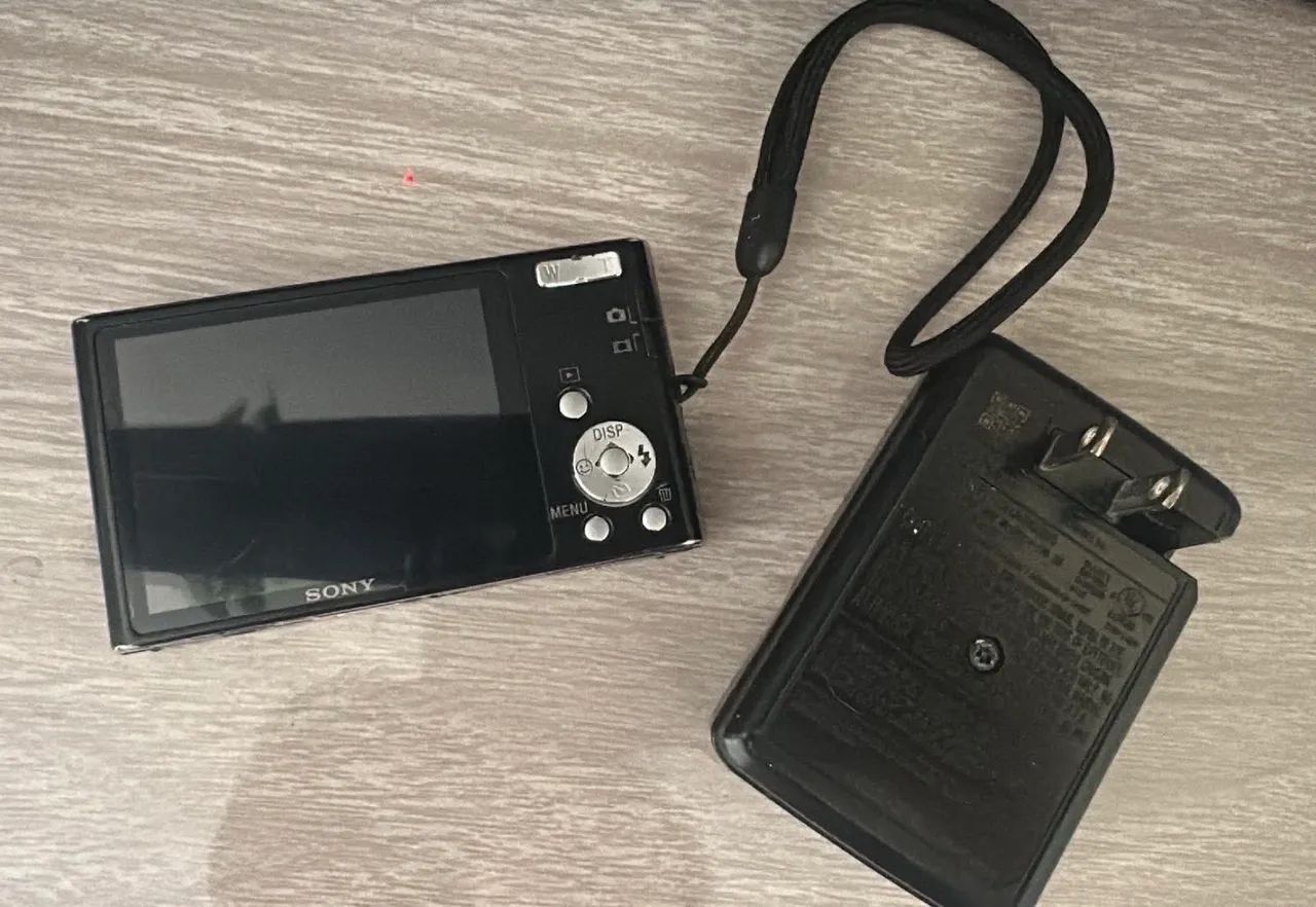 Vendo Câmera Sony Cyber-shot DSC-W320 14.1 MP  - Foto 3