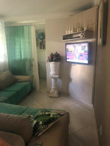 Linda casa 4 quartos sendo 3 suíte - Foto 2
