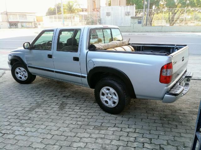 S10 Cabine Dupla 6 Passageiros Gás/GNV Muito Nova! Troco Financio - Foto 7