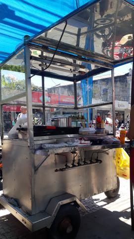 Carroça de cachorro quente e hambúrguer vendo ou troco em outra menor - Foto 2