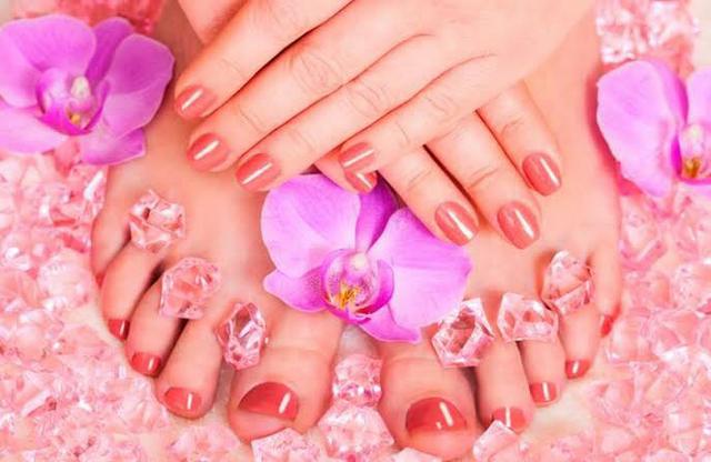 Alugo cadeira para manicure