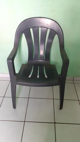 Cadeira plástico