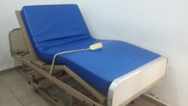 Cama hospitalar elétrica - Venda - Foto 3