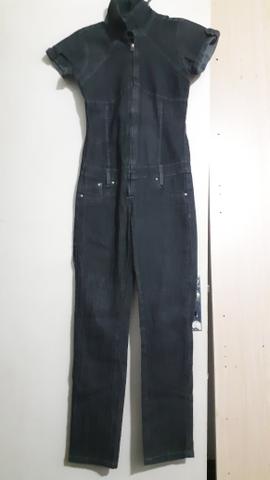 Macacão Jeans Frentista