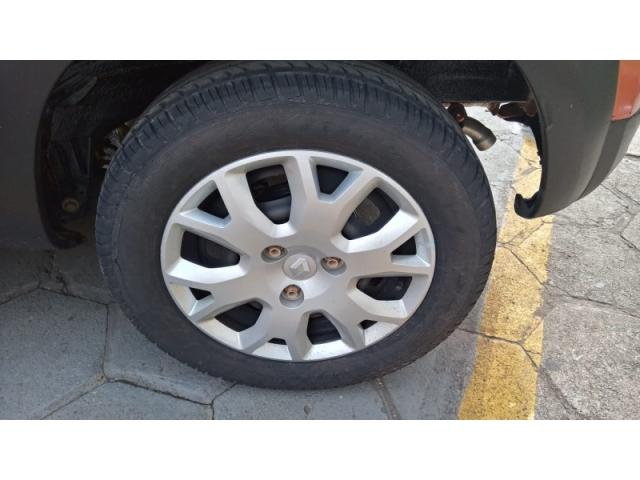 RENAULT KWID 1.0 12V SCE FLEX LIFE 2017 - Foto 9