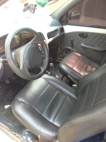 Vende ou troco carro fechado - Foto 3
