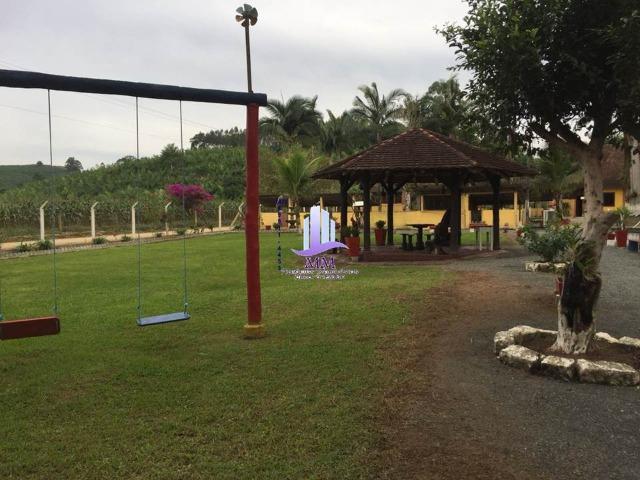 Excelente Sítio com 02 casas p/morar COD. 84