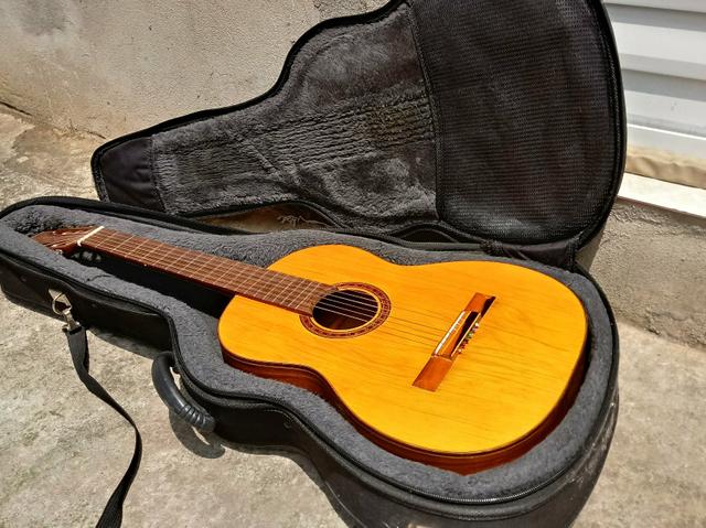 Aceito trocas por instrumentos musicais. Violão Antigo Di giogio mod 28 Classico de 1982