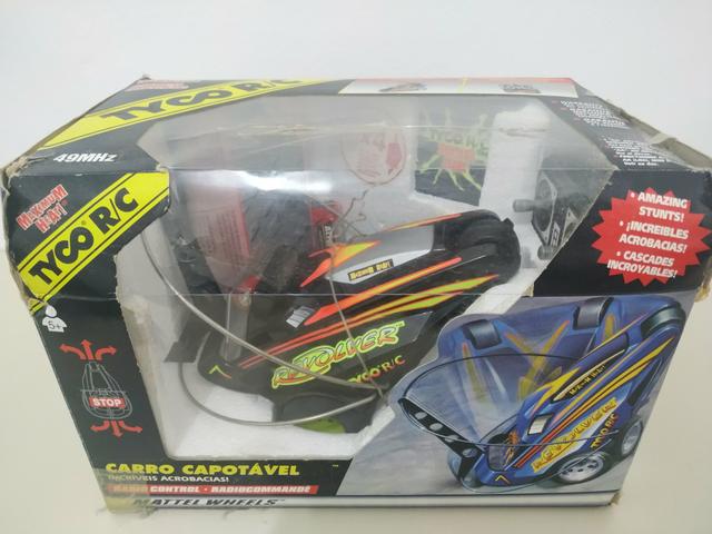 Carrinho de controle remoto Revolver