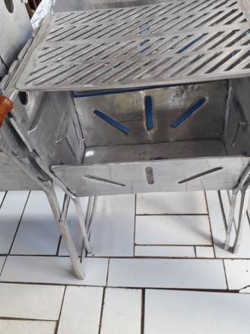 Churrasqueira grande fechada alta