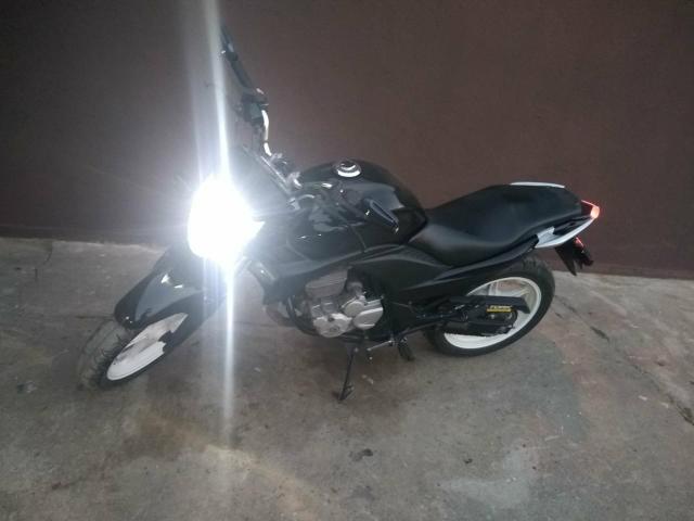 Vendo cb 300 2011 por 7,500$$ filé estou vendendo pq preciso construir - Foto 6