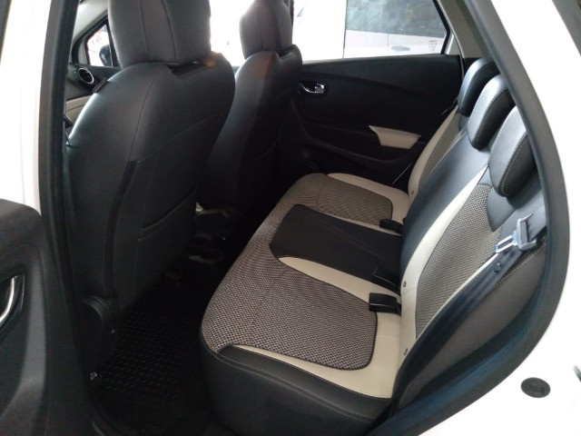 Captur 1.6 S C E Intense C V T Automatica - Foto 11