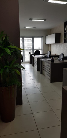 Excelente Sala Comercial Mobiliada, com 1 Vaga, no centro! - Foto 10