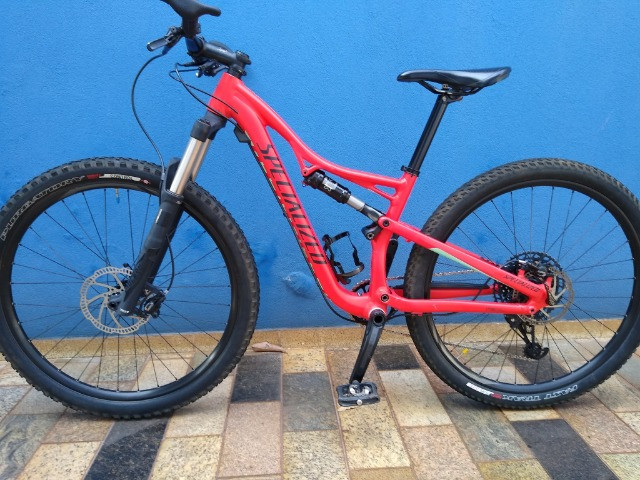 bicicleta specialized camber