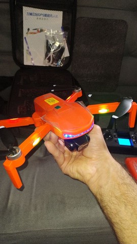 Drone L800 Pro 2 Profissional 2 baterias + sensor anti colisão + cartão de memória 32 GB 