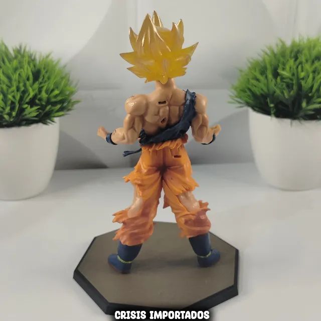 Boneco Goku Realista Action Figure Dragon Ball Colecionável