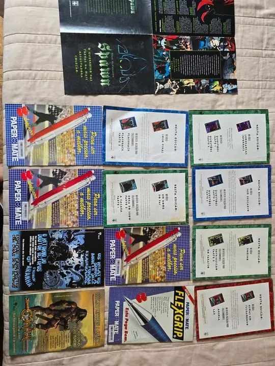 Lote Mangás e poster Spawn - Foto 3