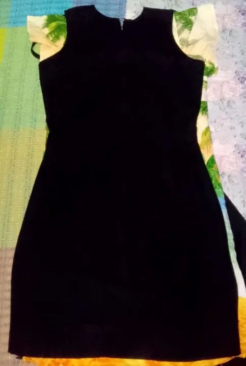 6 VESTIDOS TAM.G DIVERSAS MARCAS E ESTILOS - Foto 6