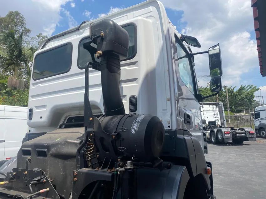 Mercedes Benz Axor 3344 6x4 19/20 Selectrucks - Foto 8