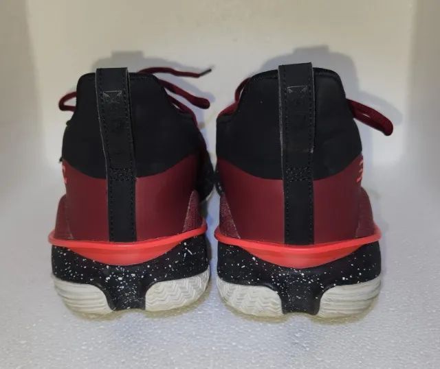 Tênis Under Armour Curry 7 - Vinho+Preto 44 BR - Foto 6