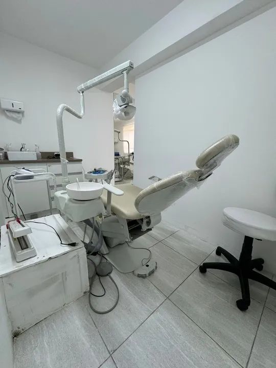 Poltrona Odontológica Gnatus - Semi-Nova - Foto 2