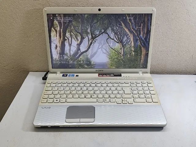 Notebook Sony VAIO i3, 4GB de ram, HD 500GB. Conservado. Bateria dura 1Hora Desempenho TOP