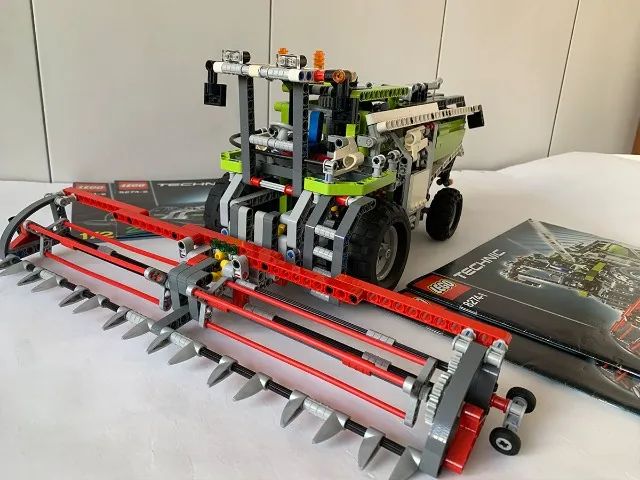 Lego Technic 8274 - Colheitadeira