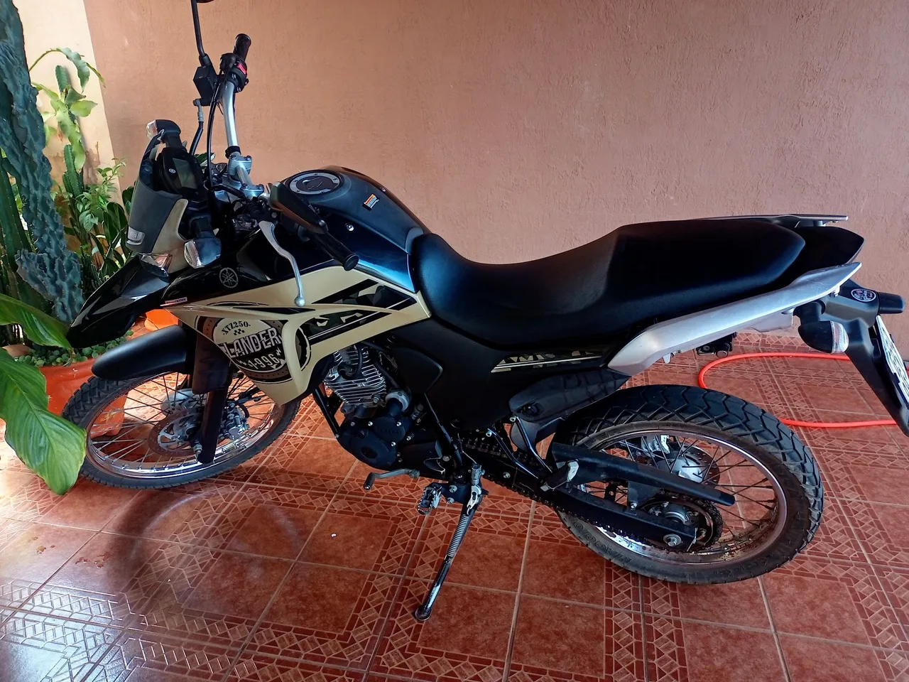 Moto Yamaha/XTZ250 Lander