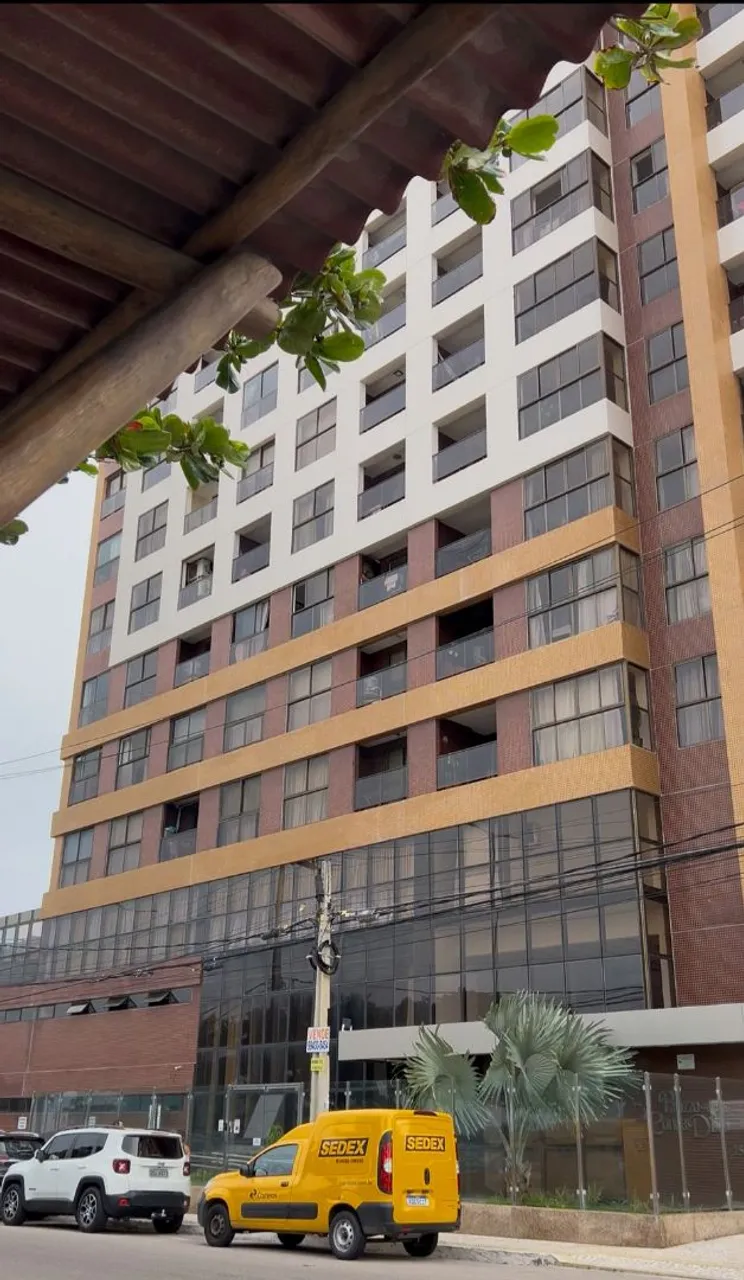 Aluguel de apartamento beira mar semi mobiliado.