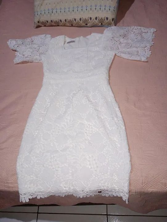 Vestido branco de renda tamanho m