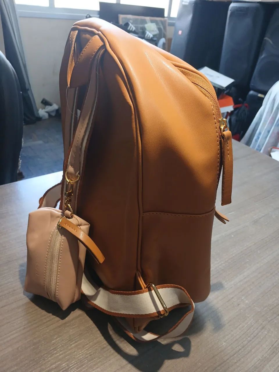Mochila Pouch Marron Anacapri Grande Nova - Foto 5