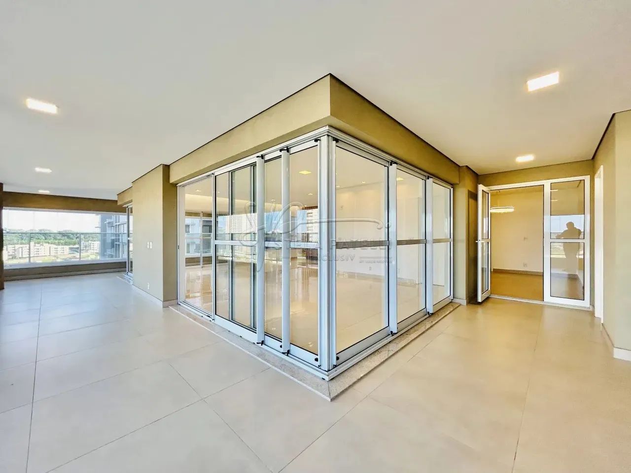 Apartamento de 292m² com 04 suítes para locação - Jardim Botânico