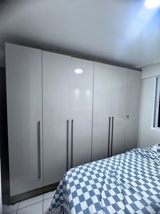 Guarda roupas 6 portas