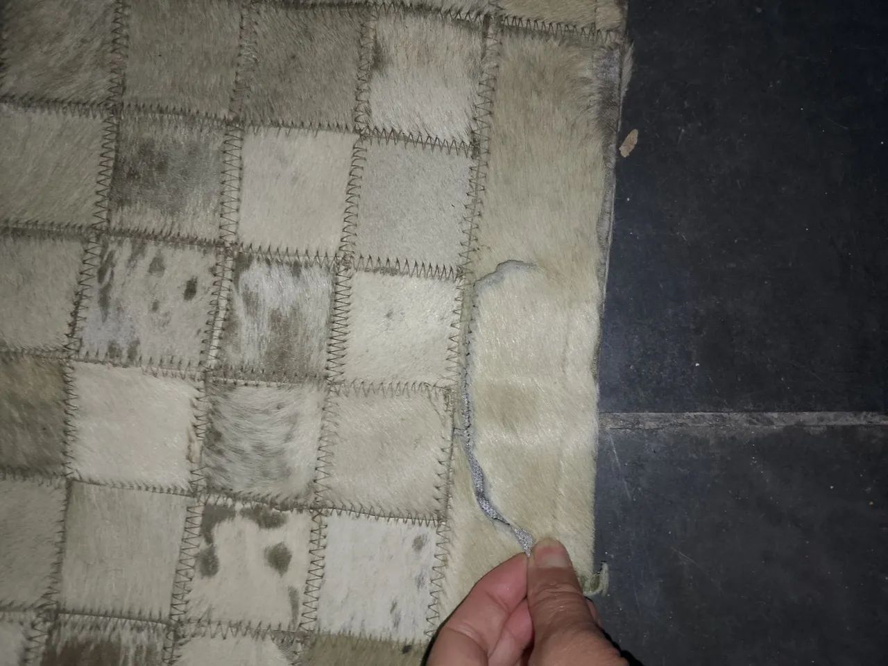 Tapete couro 2,5x2,5 - Foto 4