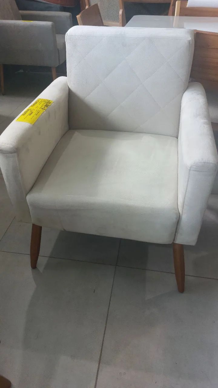 Poltrona confortável e elegante R$250 cada - Foto 2