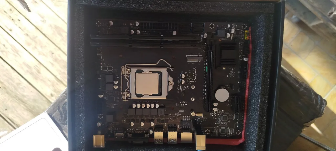 Kit i5 décima geração+ placa mãe+ 16GB DDR4 2x8
