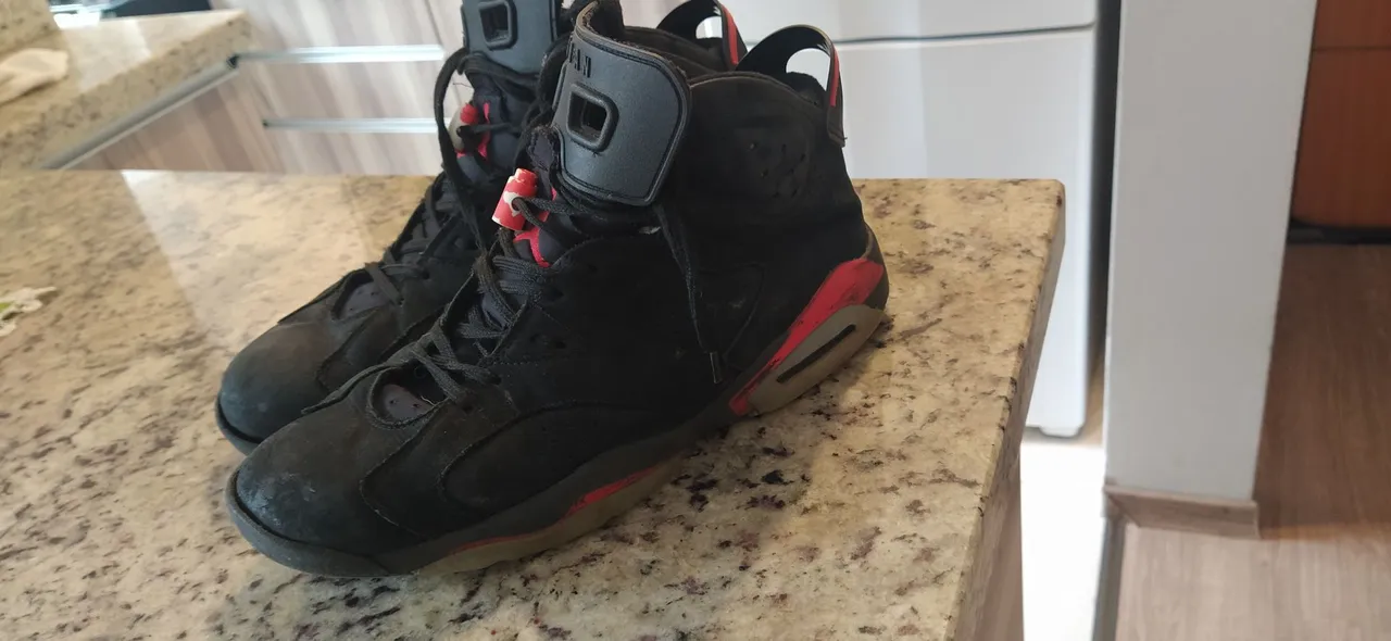 Air Jordan 6 Black/Infrared