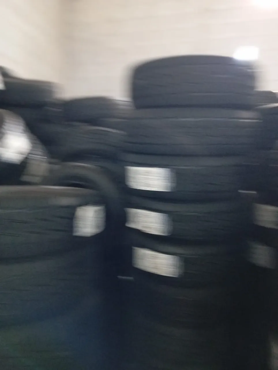 Super oferta em pneus remoldados aro 13 175/70