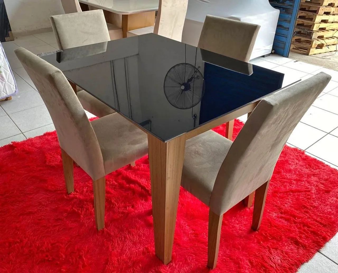 Mesa de jantar 4 lugares com tampo de vidro Entrega Grátis 