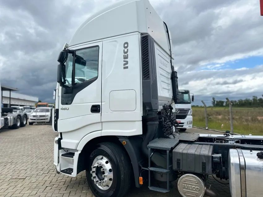 IVECO Stralis HiWay 480 - Selectrucks - Foto 11