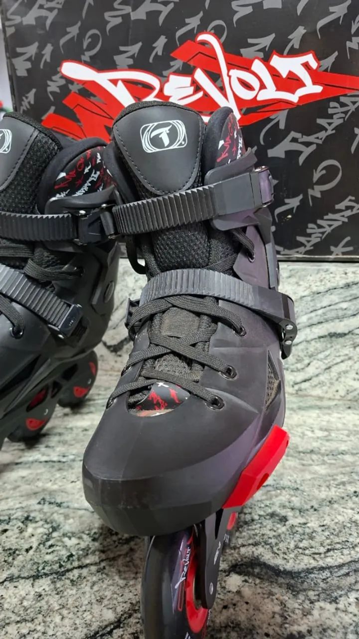 PATINS REVOLT PRETO COM RODAS PRETAS - 80MM ABEC-9 - Foto 6