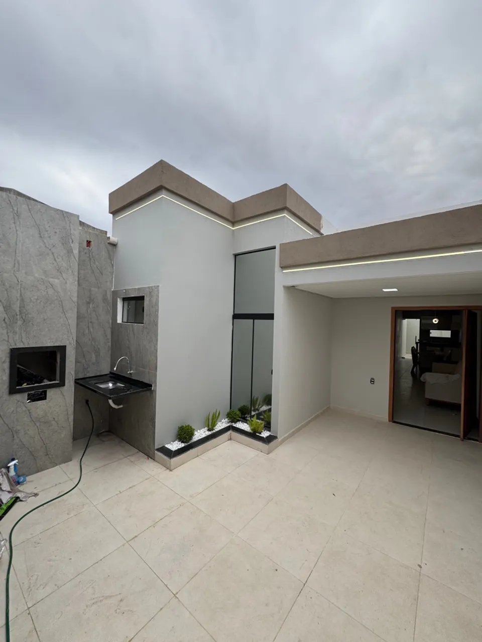 Casa recém construída a venda!
