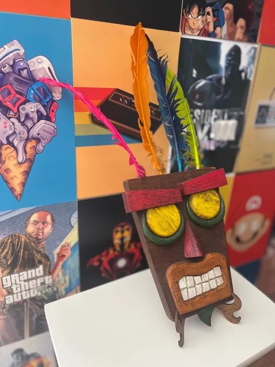 Máscara Crash Bandicoot Aku Aku  - Foto 2
