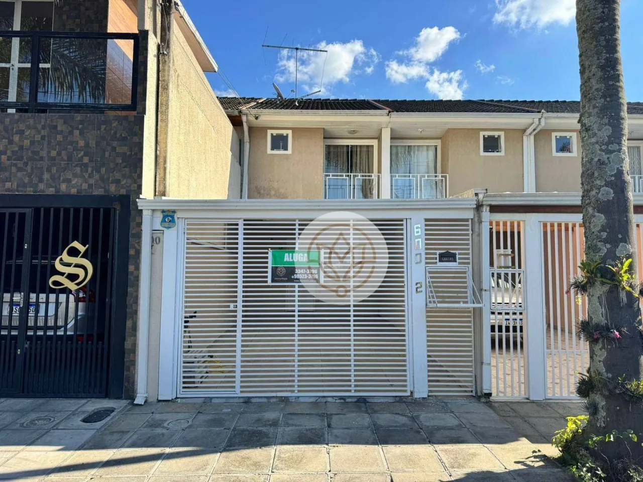 Sobrado com 2 dormitórios para alugar por R$ 2.300,00/mês - Cidade Industrial - Curitiba/P