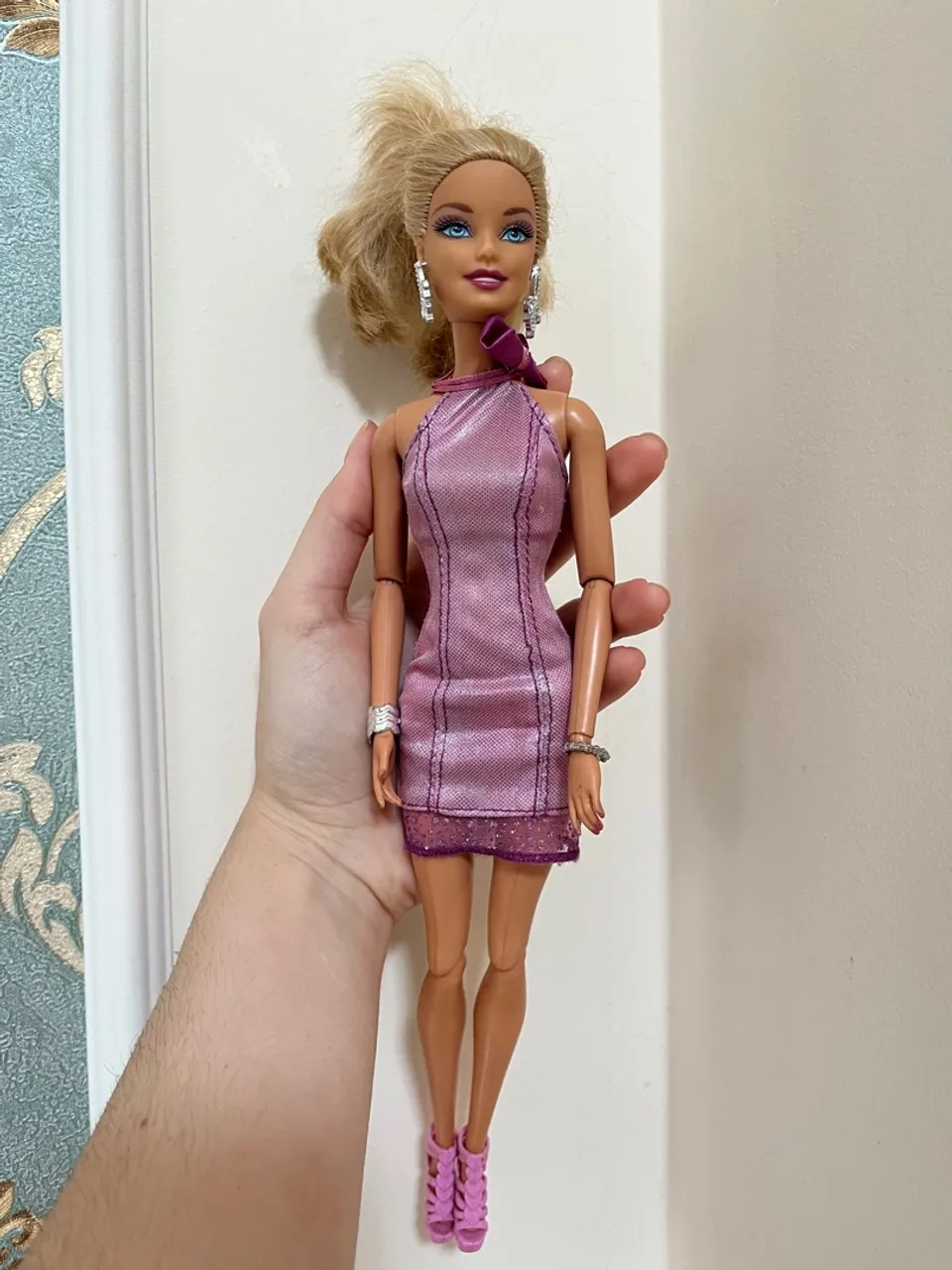 Barbie com corpo articulado!