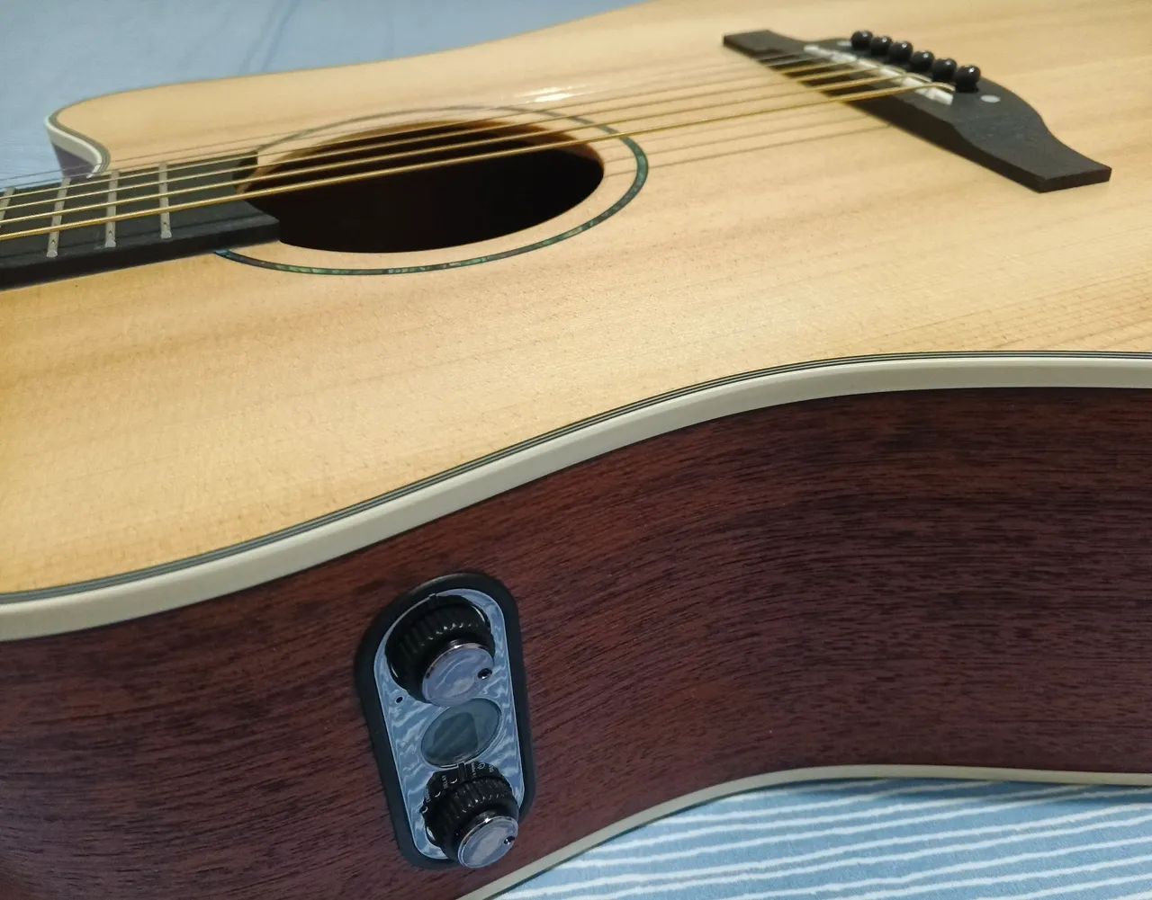 Violão Eletro-Acústico Folk Com Efeitos E Tampo Sólido Malibu Fuji Plus, Novo, Regulado - Foto 3