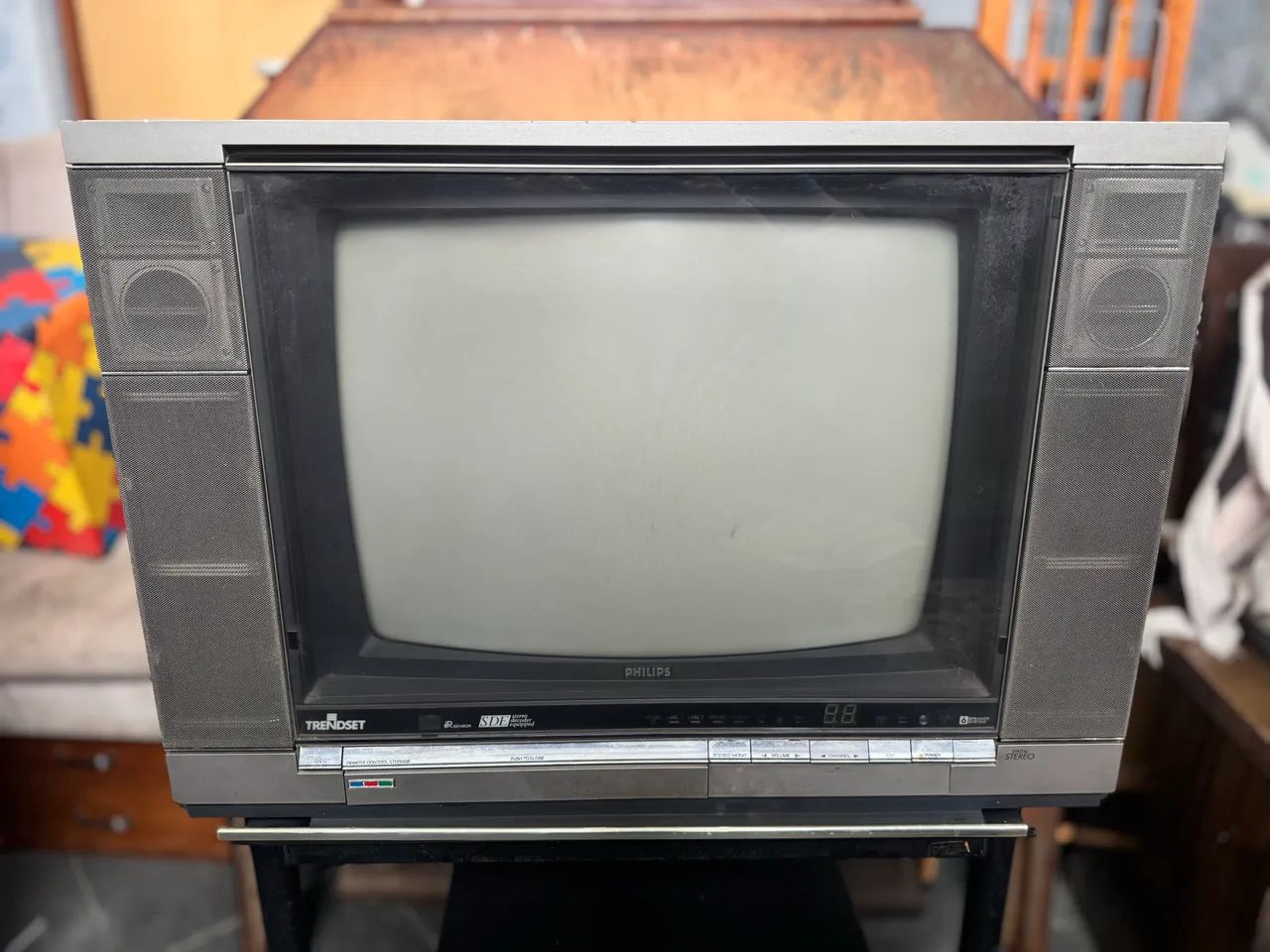 Vintage Phillips Trendset TV from the 80s! Rarity for collection!64418592855809123