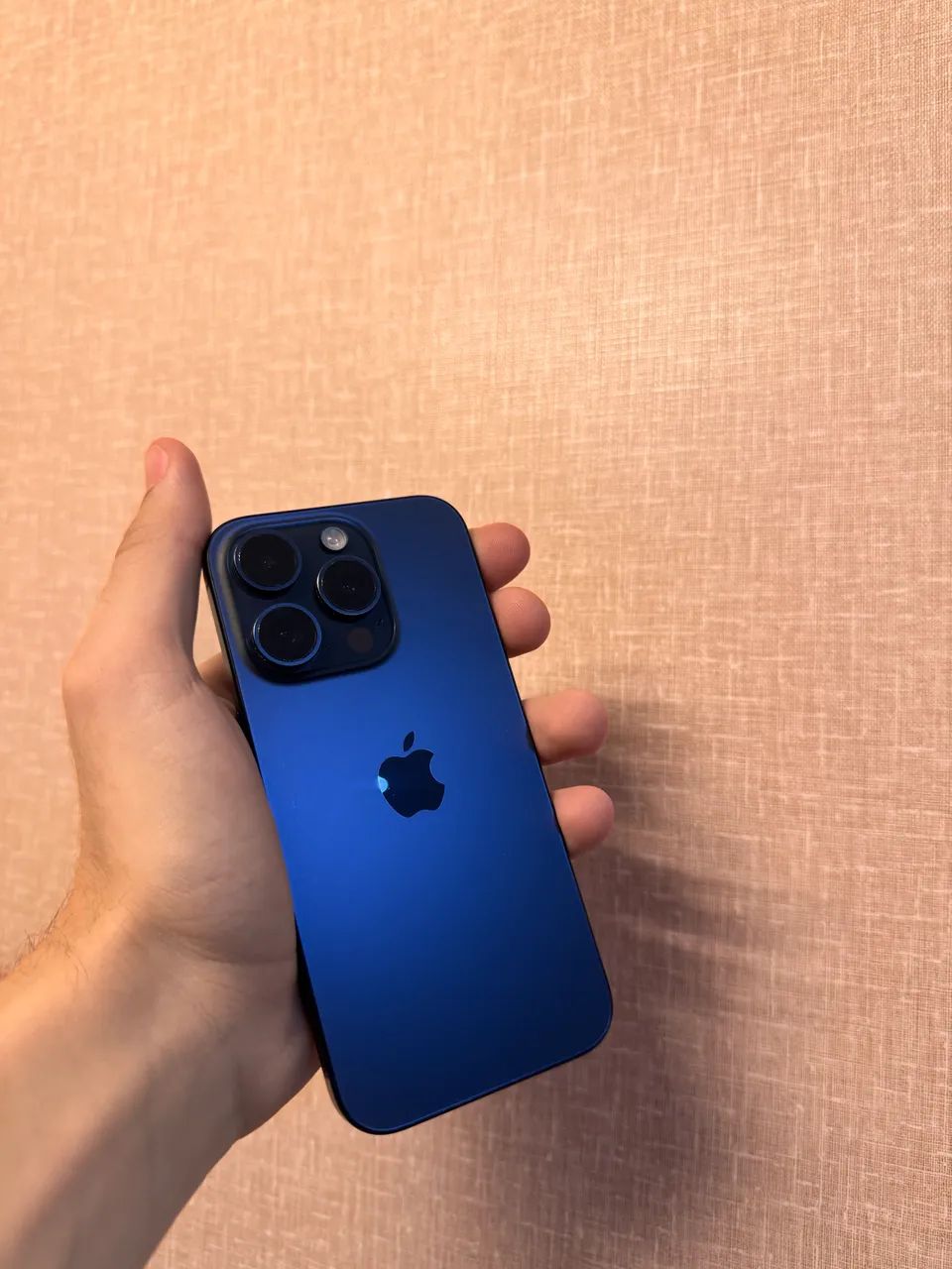 iPhone 15 Pro 128GB Azul Titanium - Impecável! - Celulares e